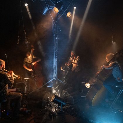 No Tongues @ Le Lieu unique No Tongues @ Le Lieu unique